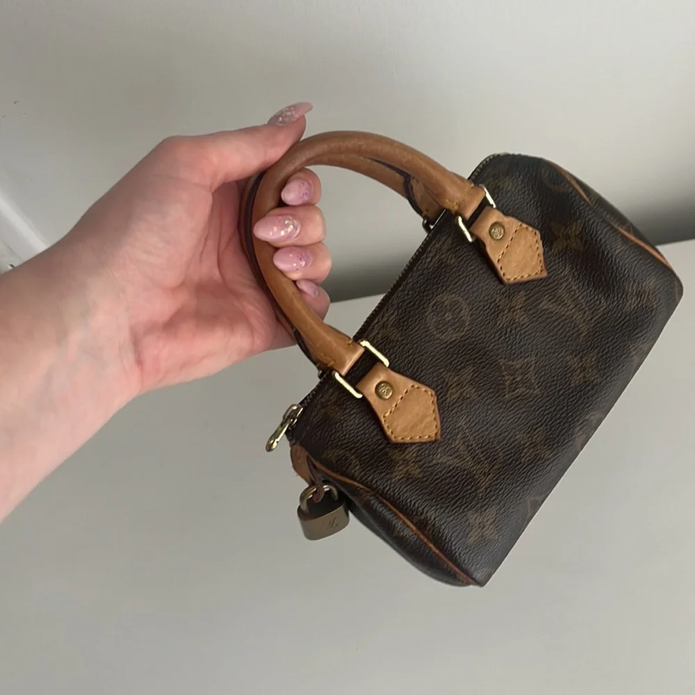 Louis Vuitton Mini HL - Picture 8 of 12